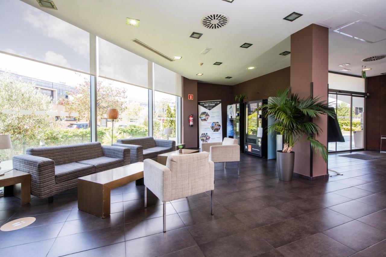 Holiday Inn Express Sant Cugat By Ihg Sant Cugat del Valles Exterior photo